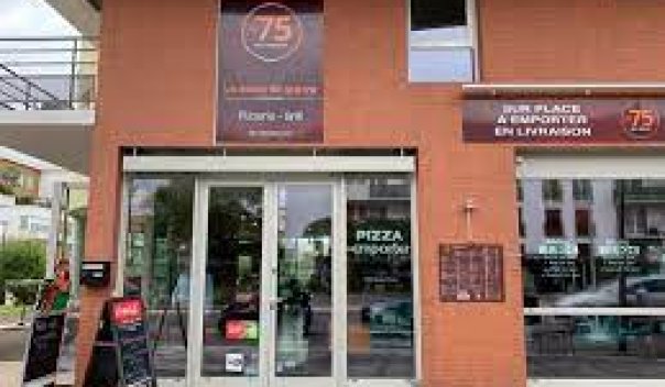 Restaurant Pizzeria Le 75 sur place emporter livraison pizza burger poulet